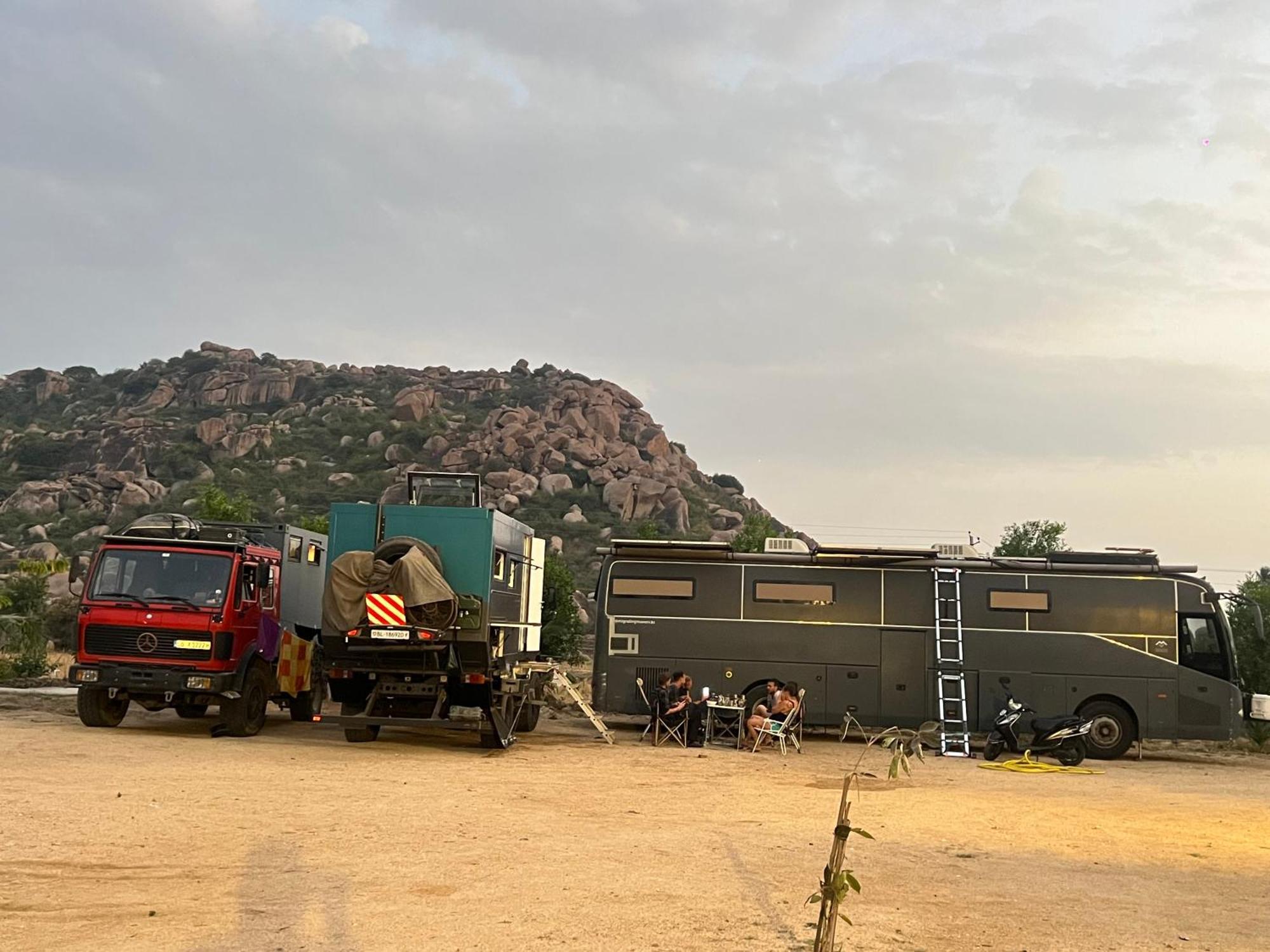 Hippie Land Nature Stay Hampi Exterior photo